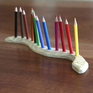 Serpent porte crayons de couleurs