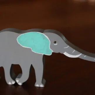 Eléphant trompe dépliée grand modèle