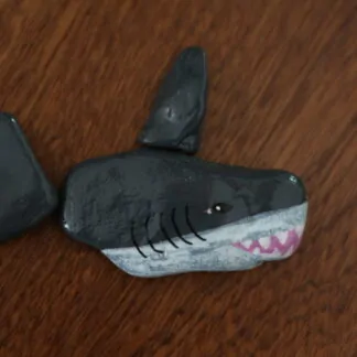 Galet puzzle requin