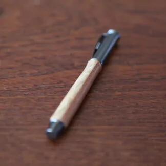 Stylos Picolo en Sipo et Chêne