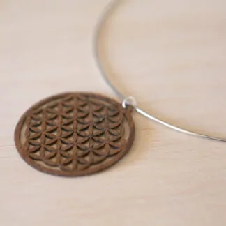 Pendentif "Fleur de vie" en Teck