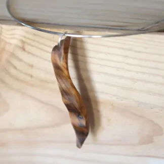 Pendentif "Akou" en Olivier