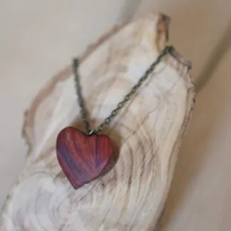 Pendentif "Le Grand cœur" en Sipo