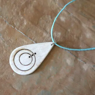 Pendentif "Flow" en Platane