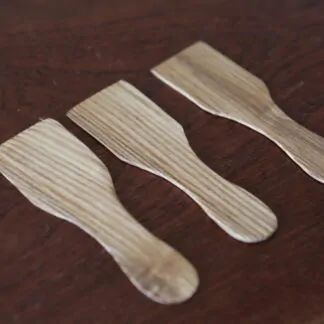 Spatule à raclette en Hêtre