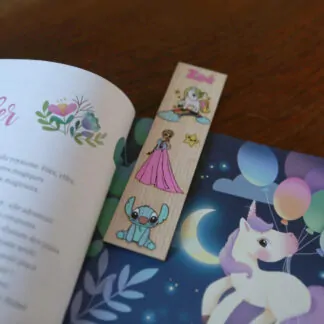 Marque-page en bois coloré personnalisé pour votre enfant