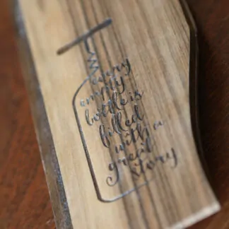 Présentoir pour bouteille de vin Bois naturel "vestige de meuble" - every empty bottle is filled with a great story