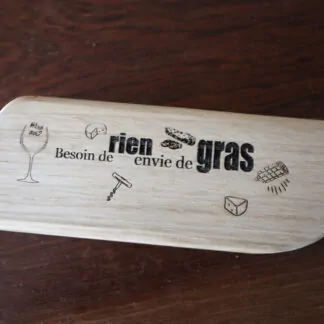 Planche à découper ou de présentation 22.5cm
