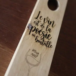 Présentoir pour bouteille de vin "Le vin est de la poésie en bouteille" 3