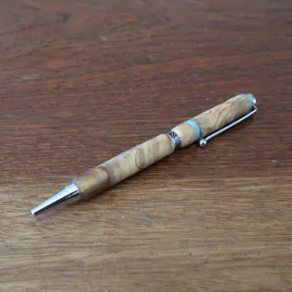 Stylos en Olivier + époxy couleur bleu en haut et doré en bas