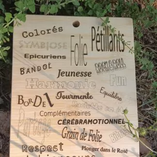 Planche à découper personnalisé gravé "MOTS"