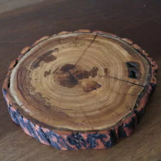 Planche à découper ou de présentation en acacia 22cm de diamètre