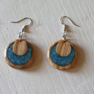 Boucle d'oreille résine Lune Bleu 2