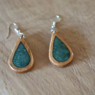 Boucle d'oreille résine Goutte d'eau Verte