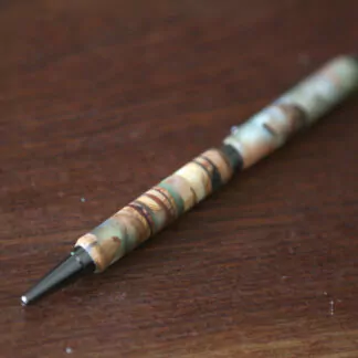 Stylos en Résine + mélange de différents bois