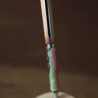 Stylos en Résine rose et verte + Chêne + Châtaigner